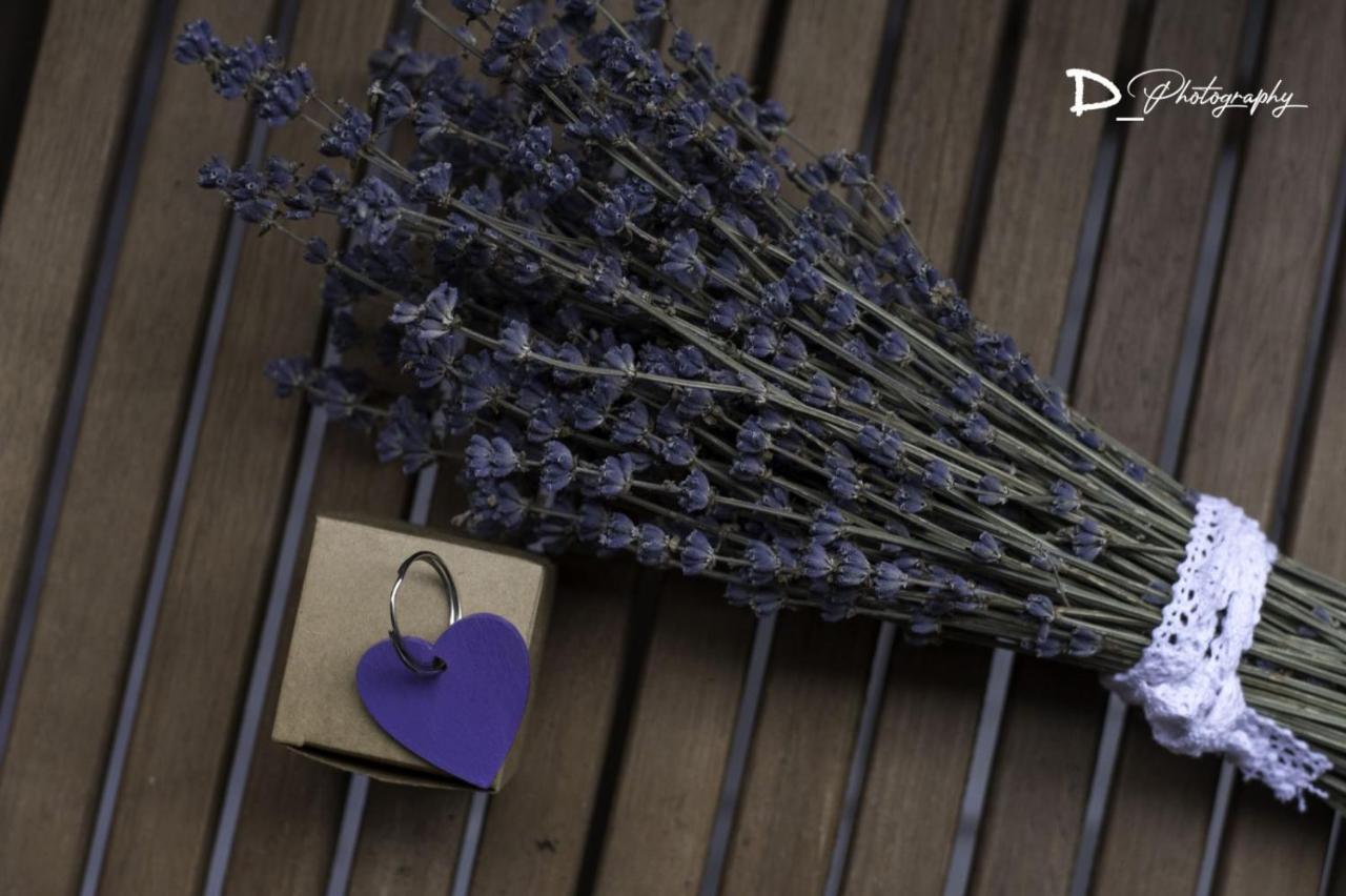 Perekrestnoye Lavender Valley מראה חיצוני תמונה